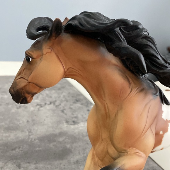 Breyer Toro 2016 Flagship Store Model Nokoto mold - Picture 7 of 15